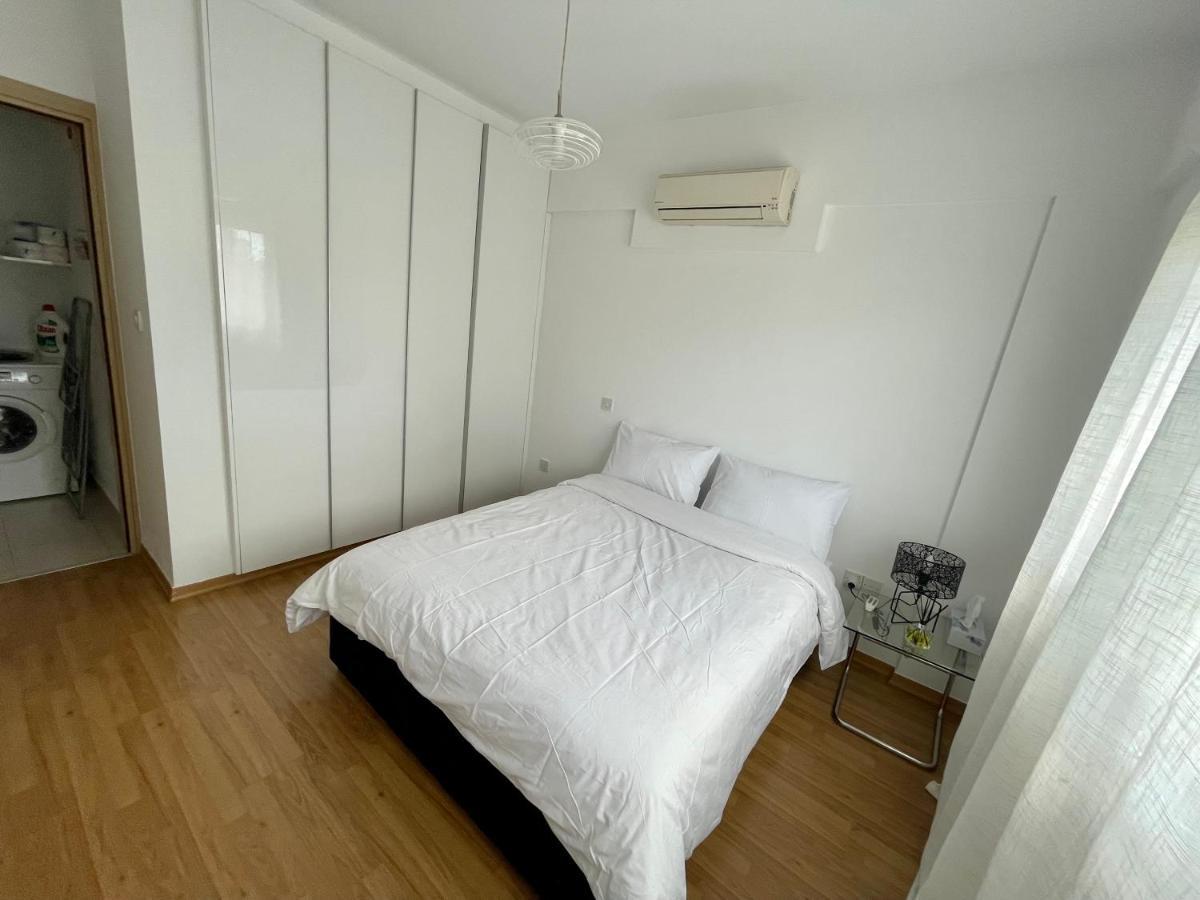 Amazing 2-Bedroom Apartment With Pool!! Limassol Exteriör bild